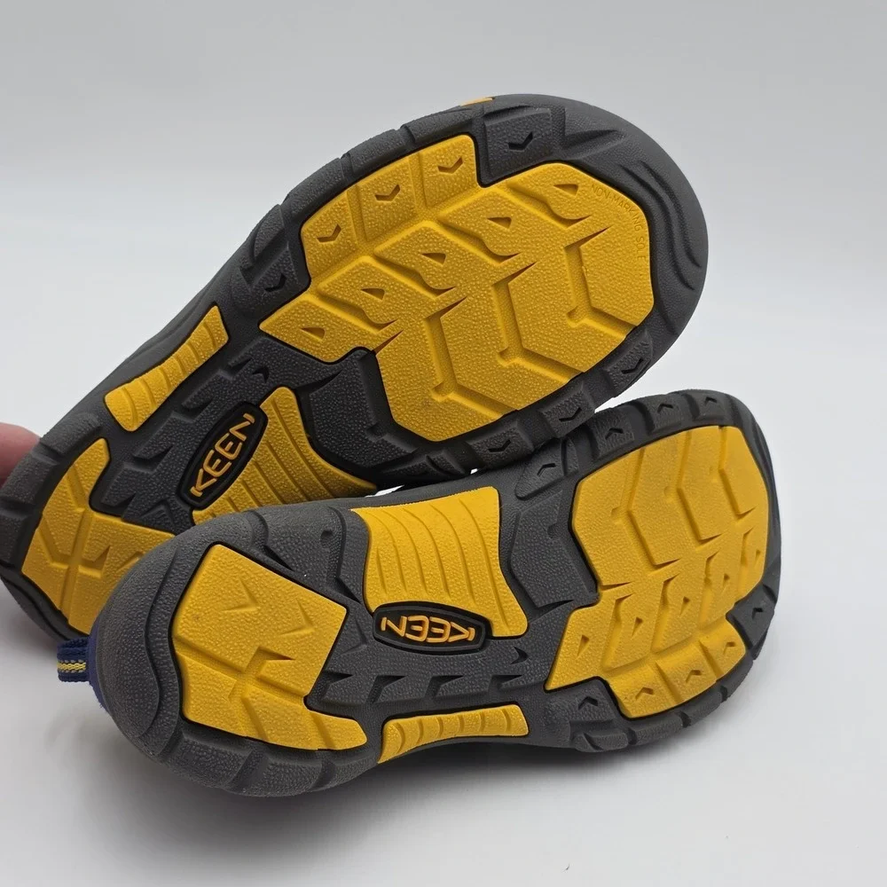 Keen Newport H2 Waterproof Outdoor Hiking‎ Boys Youth Sandals Navy Yellow Size 5